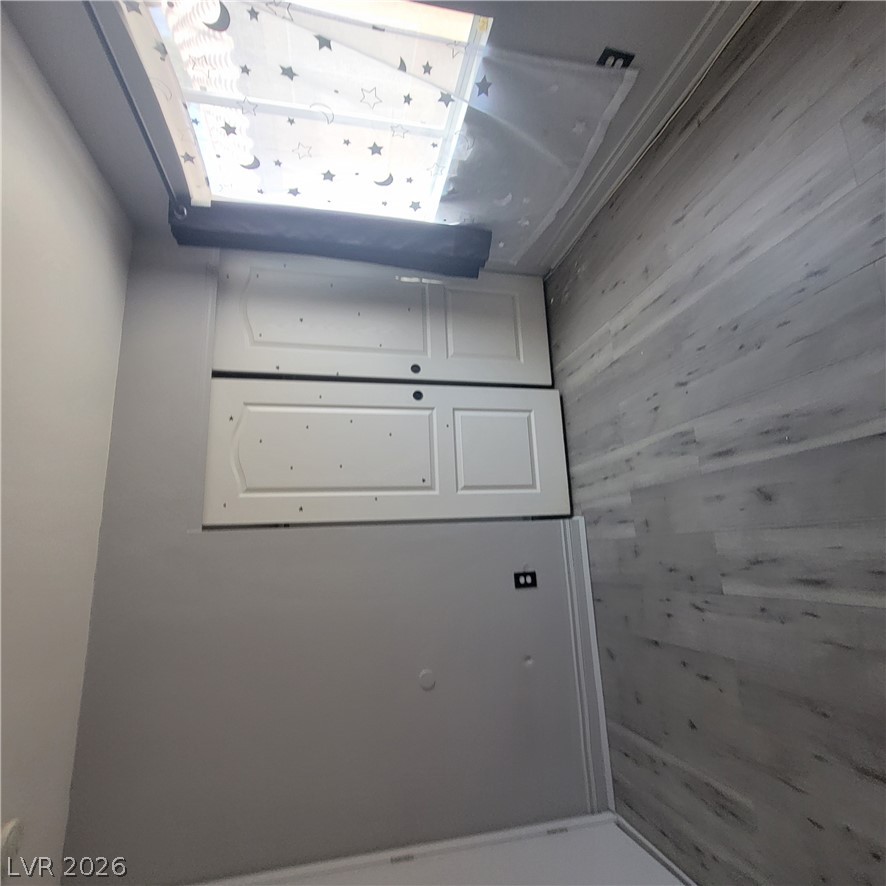 5916 Kenmore Street Property Photo 10
