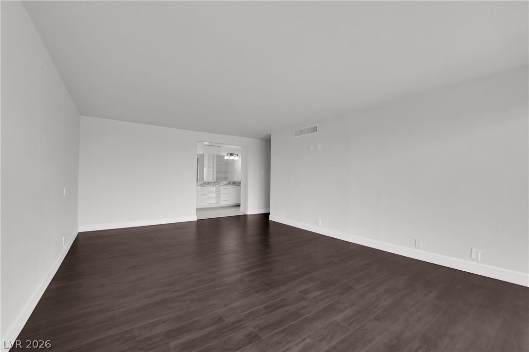3111 Bel Air Drive 18f Property Photo 14