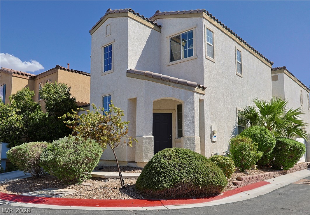 1287 Horizon Village Avenue Property Photo 2