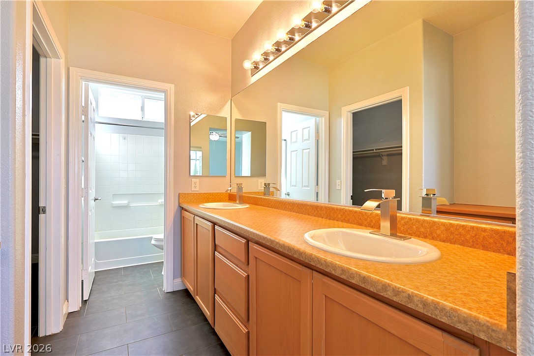 1287 Horizon Village Avenue Property Photo 24