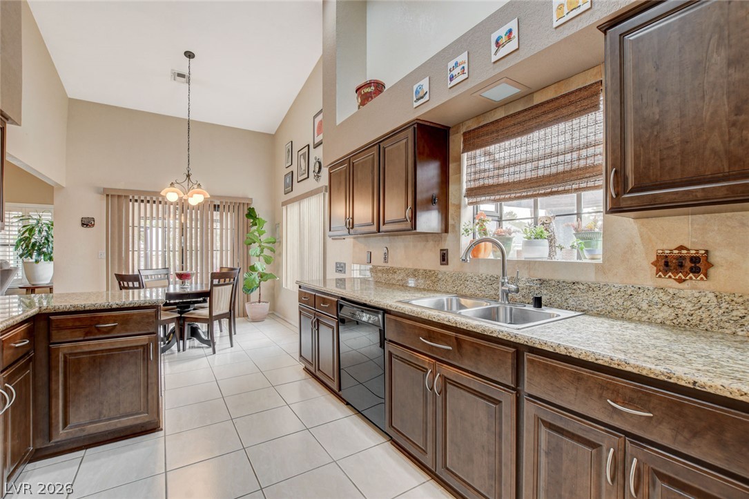 5020 Pacific Grove Drive Property Photo 15