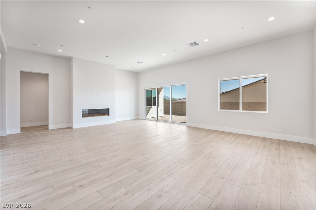 6172 Royal Topaz Court Property Photo 6