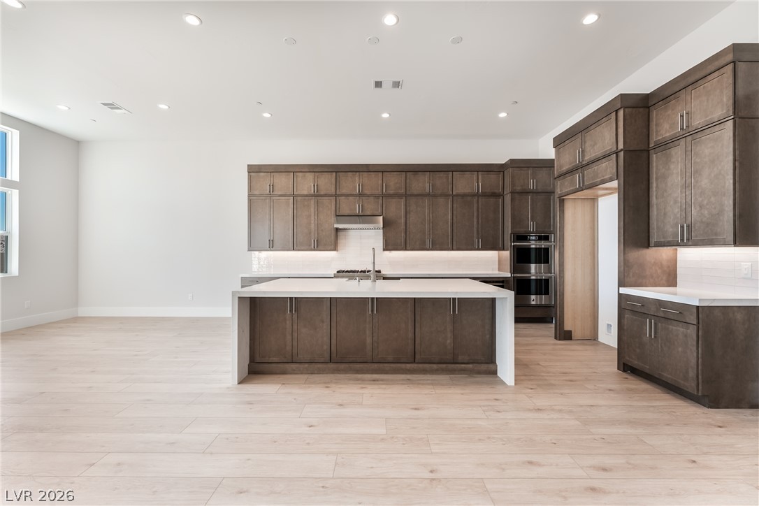6172 Royal Topaz Court Property Photo 8