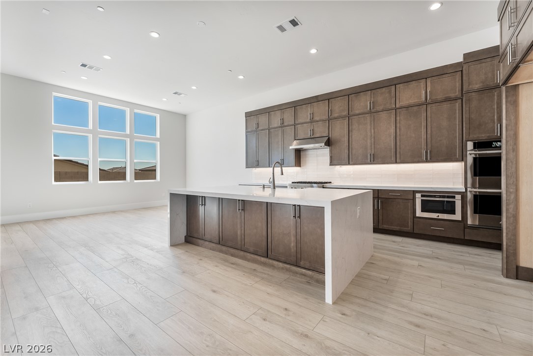 6172 Royal Topaz Court Property Photo 10