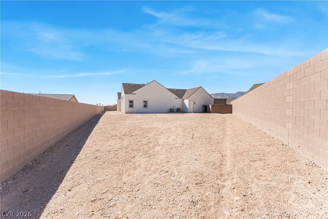 6172 Royal Topaz Court Property Photo 24