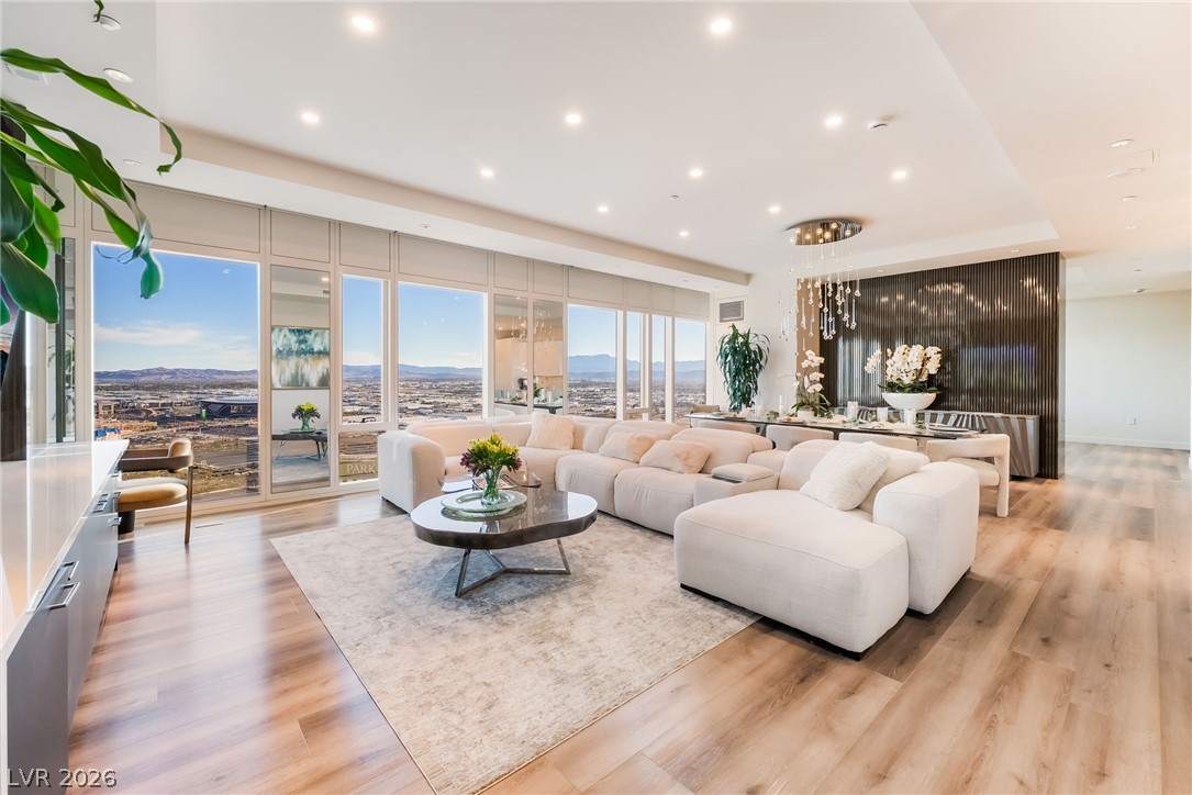 3750 South Las Vegas Boulevard 4002/03 Property Photo 6