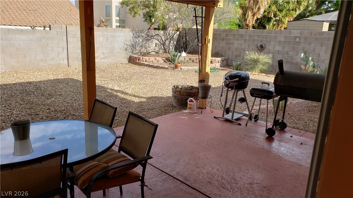 606 Lively Fiesta Way Property Photo 5