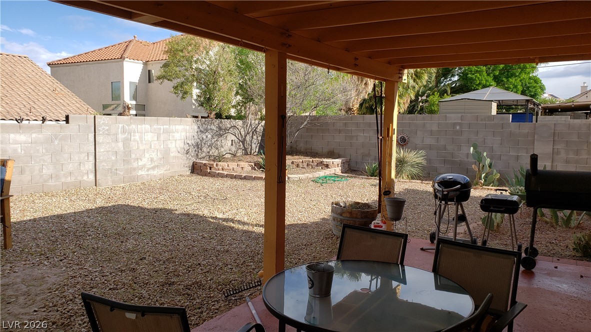 606 Lively Fiesta Way Property Photo 8