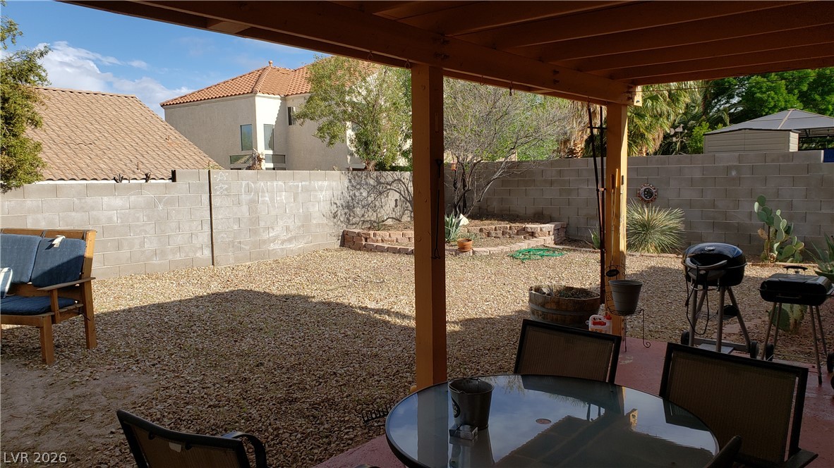 606 Lively Fiesta Way Property Photo 8