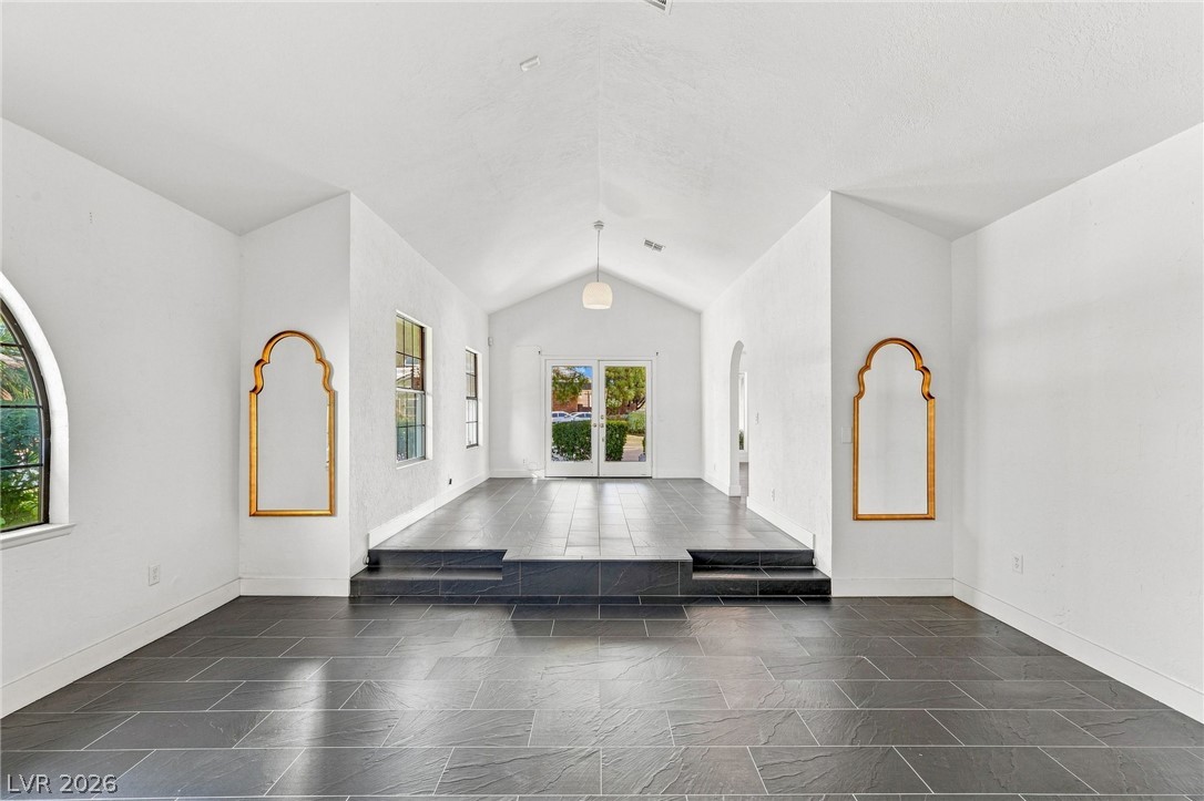 2401 Rancho Bel Air Drive Property Photo 8