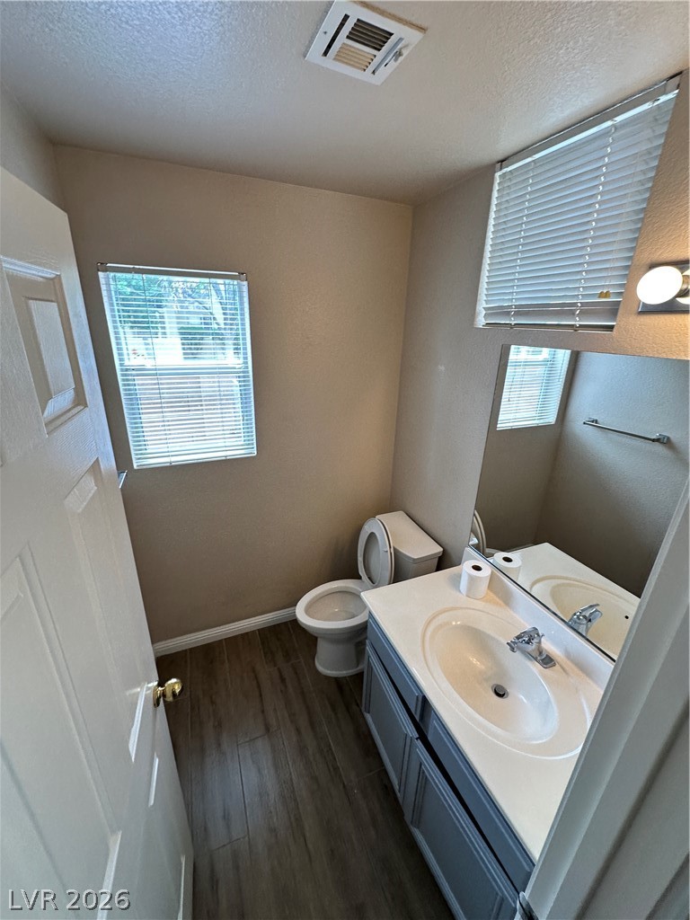 2024 Shining Feather Lane Property Photo 3