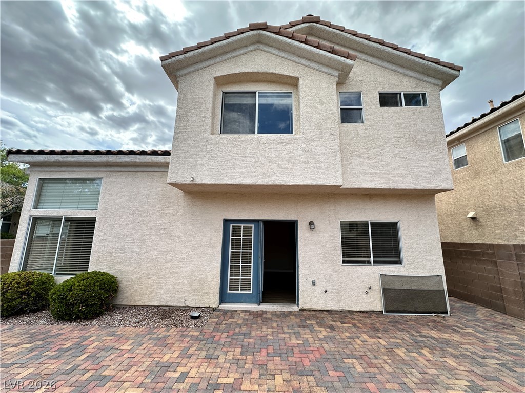 2024 Shining Feather Lane Property Photo 13