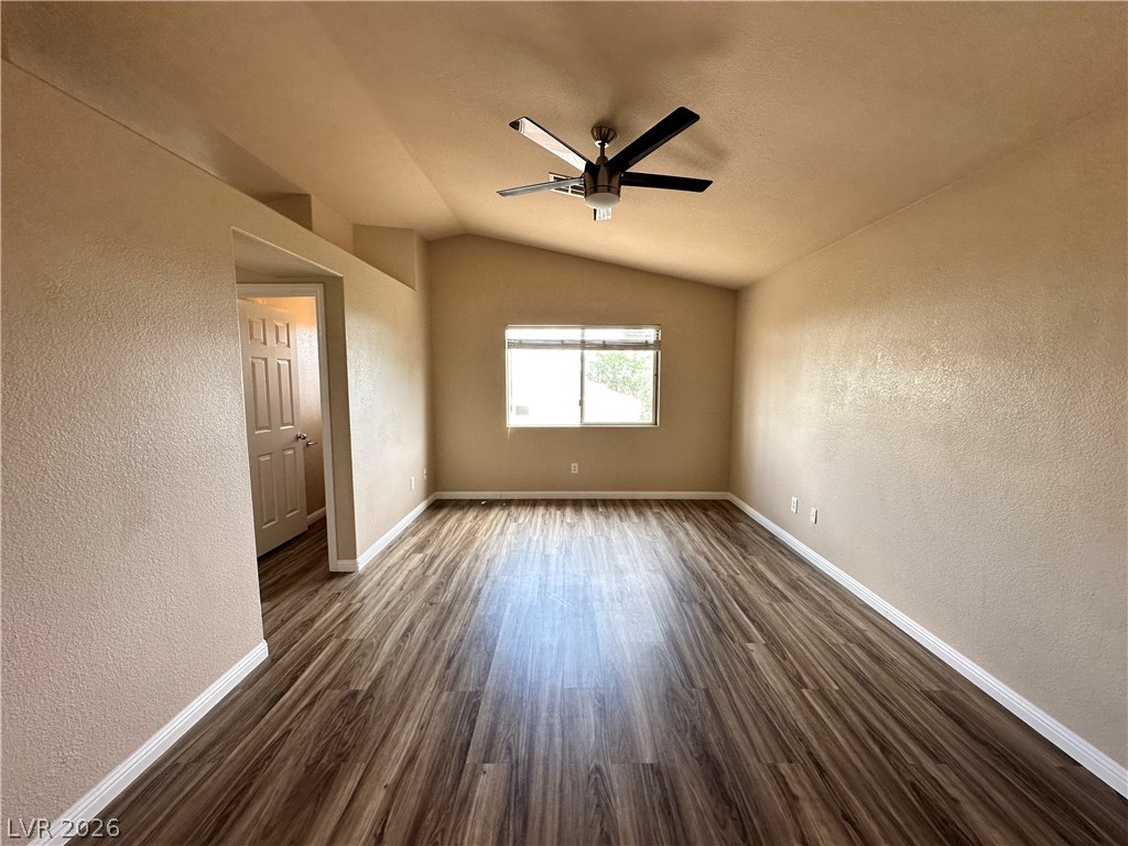 2024 Shining Feather Lane Property Photo 20