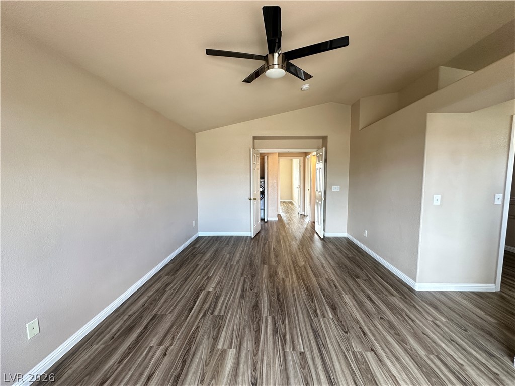 2024 Shining Feather Lane Property Photo 21