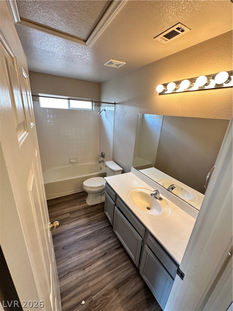 2024 Shining Feather Lane Property Photo 26