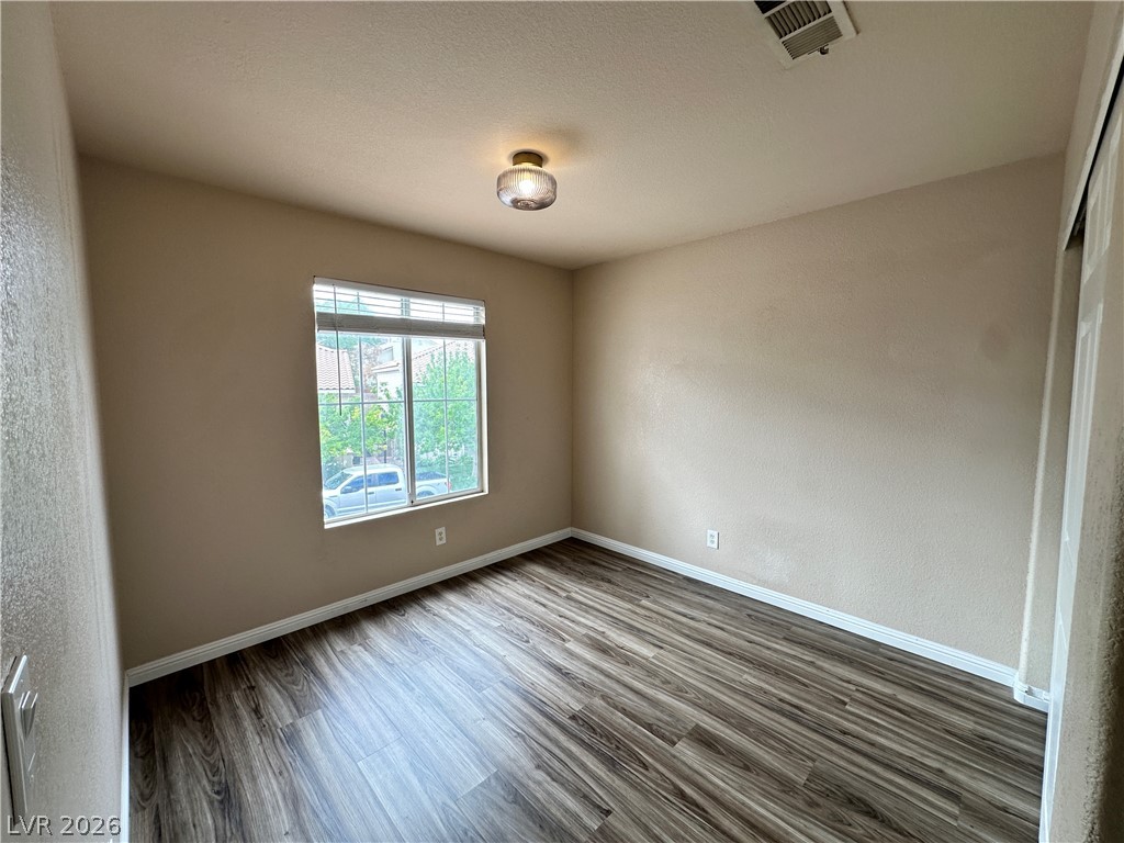 2024 Shining Feather Lane Property Photo 27