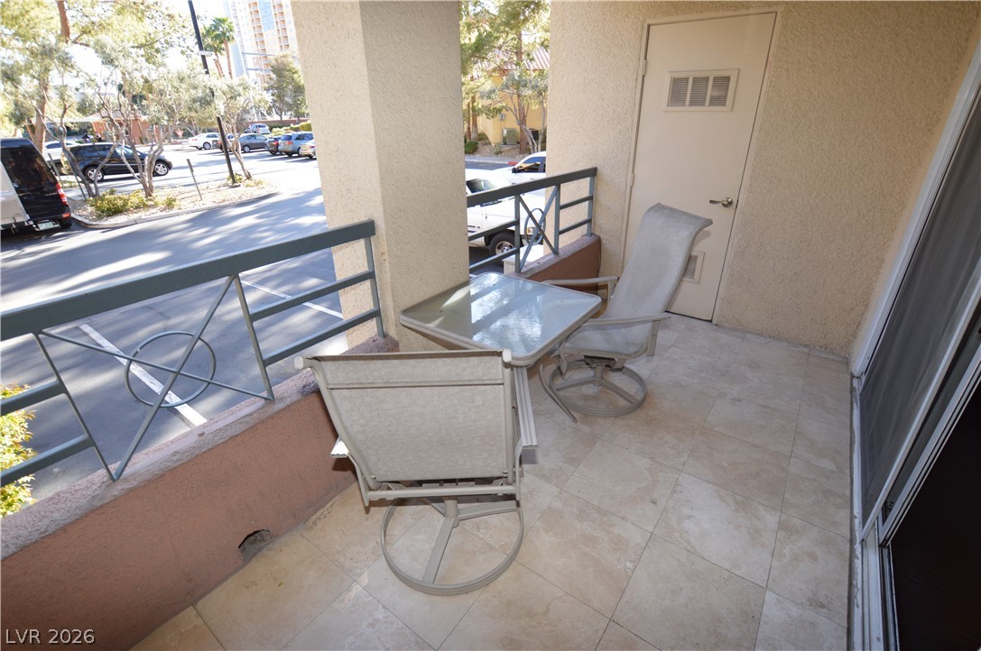 260 Flamingo Road 109 Property Photo 10