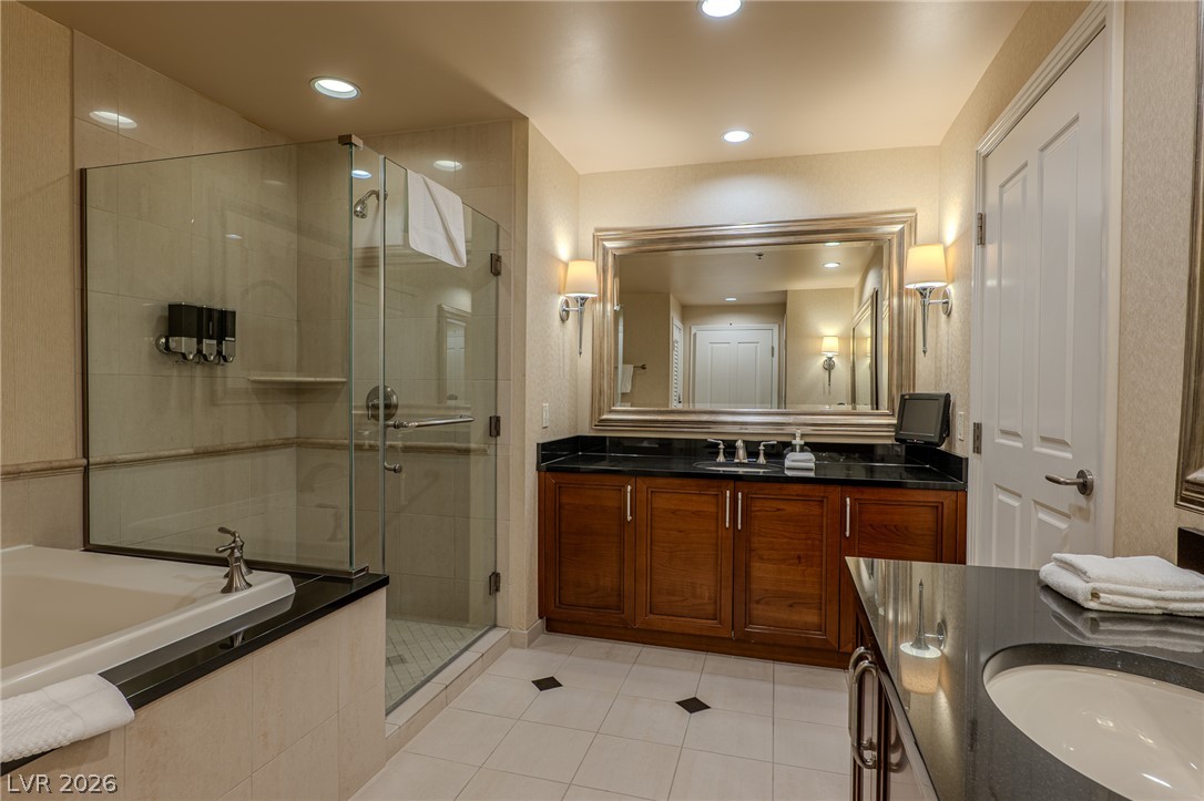 135 East Harmon Avenue 3214 Property Photo 32