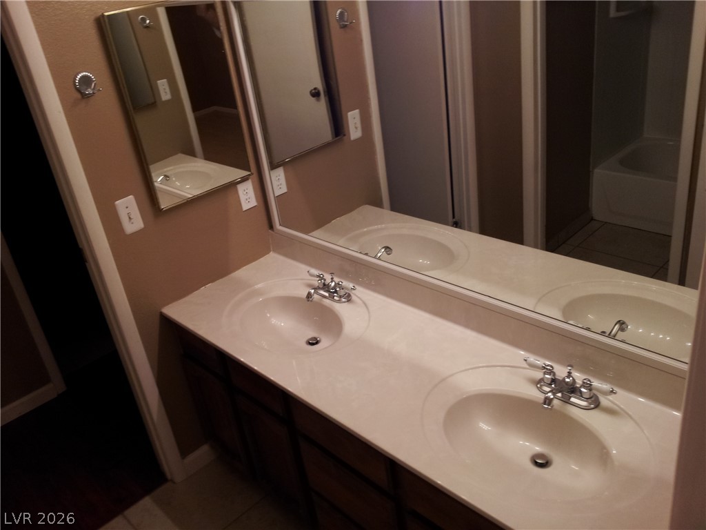 504 Grimsby Avenue Property Photo 13