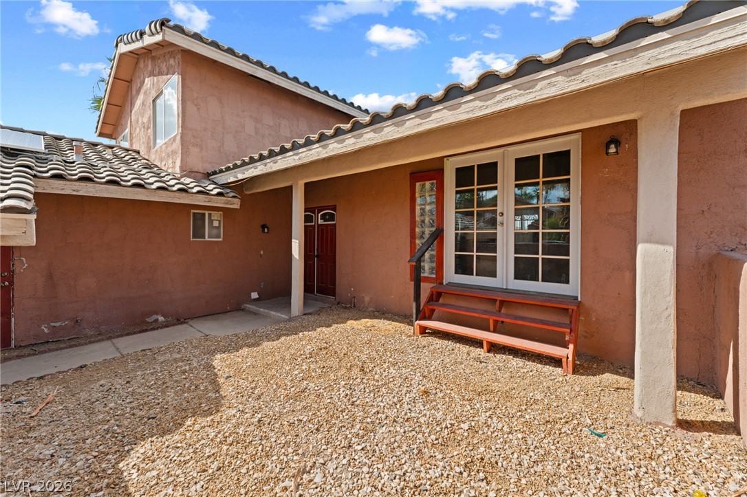 3750 La Junta Drive Property Photo 4