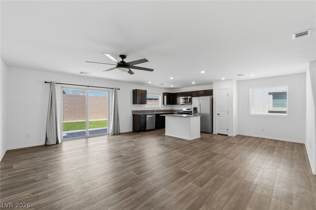 5937 Swift Lariat Street Property Photo 2