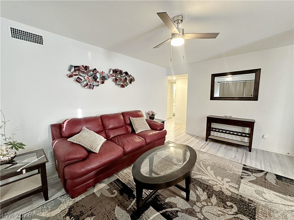 1405 Vegas Valley Drive 206 Property Photo 6