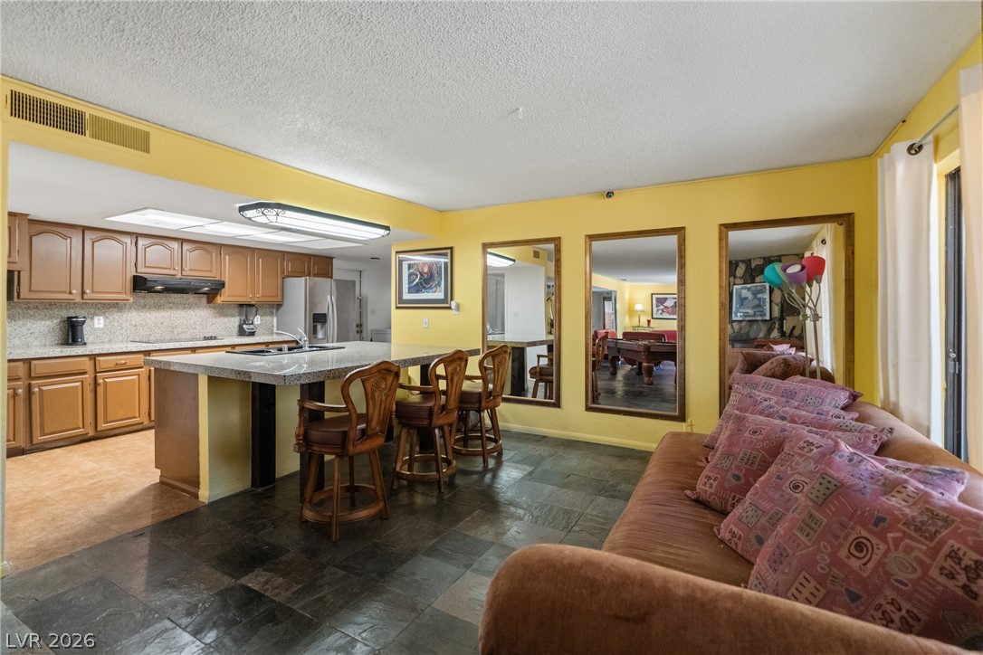 3198 El Cedro Circle Property Photo 14