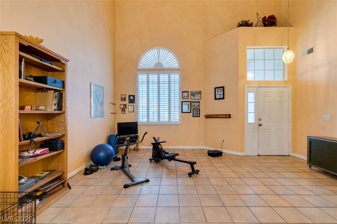 827 Fuerte Court Property Photo 4