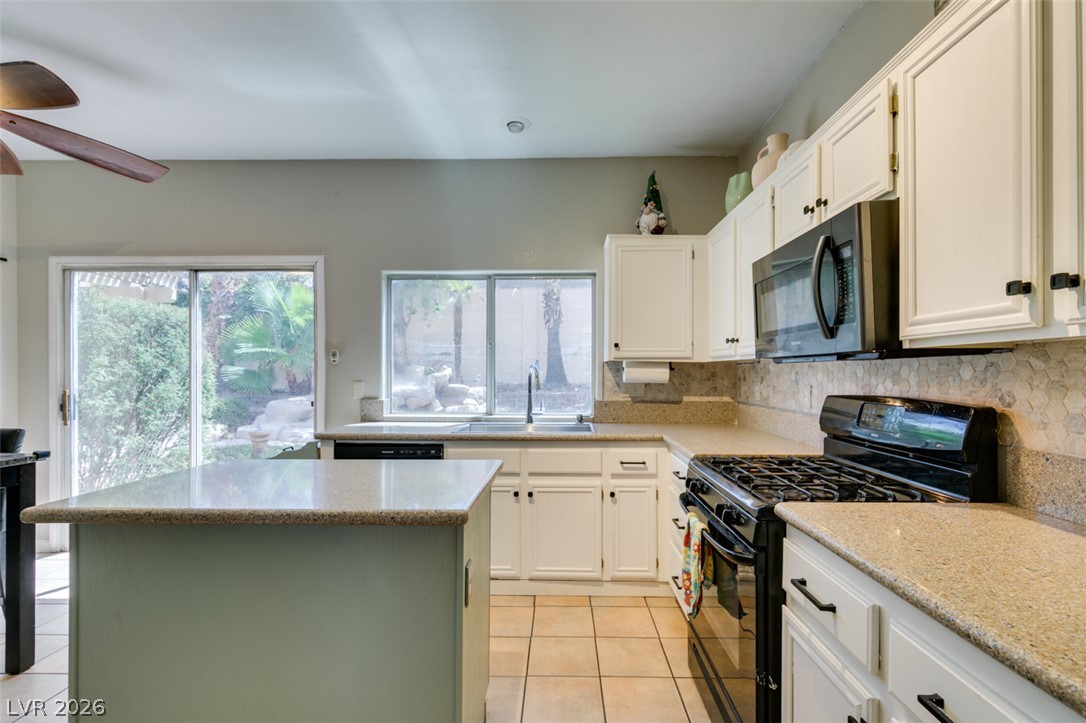 827 Fuerte Court Property Photo 15