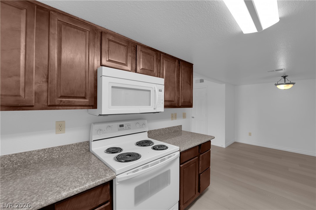 4921 Indian River Drive 123 Property Photo 10