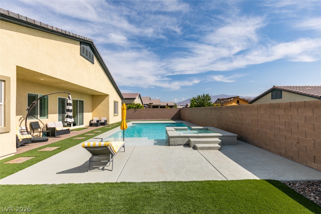 7012 Arabian Ridge Street Property Photo 48