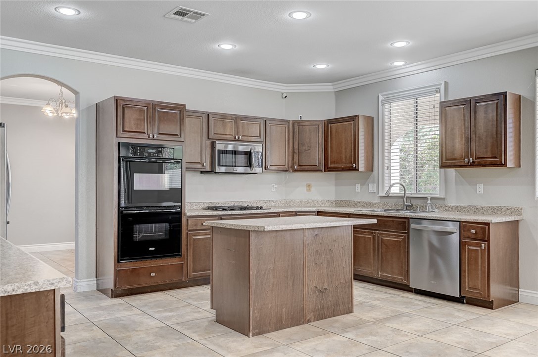 3527 Cupecoy Point Avenue Property Photo 14