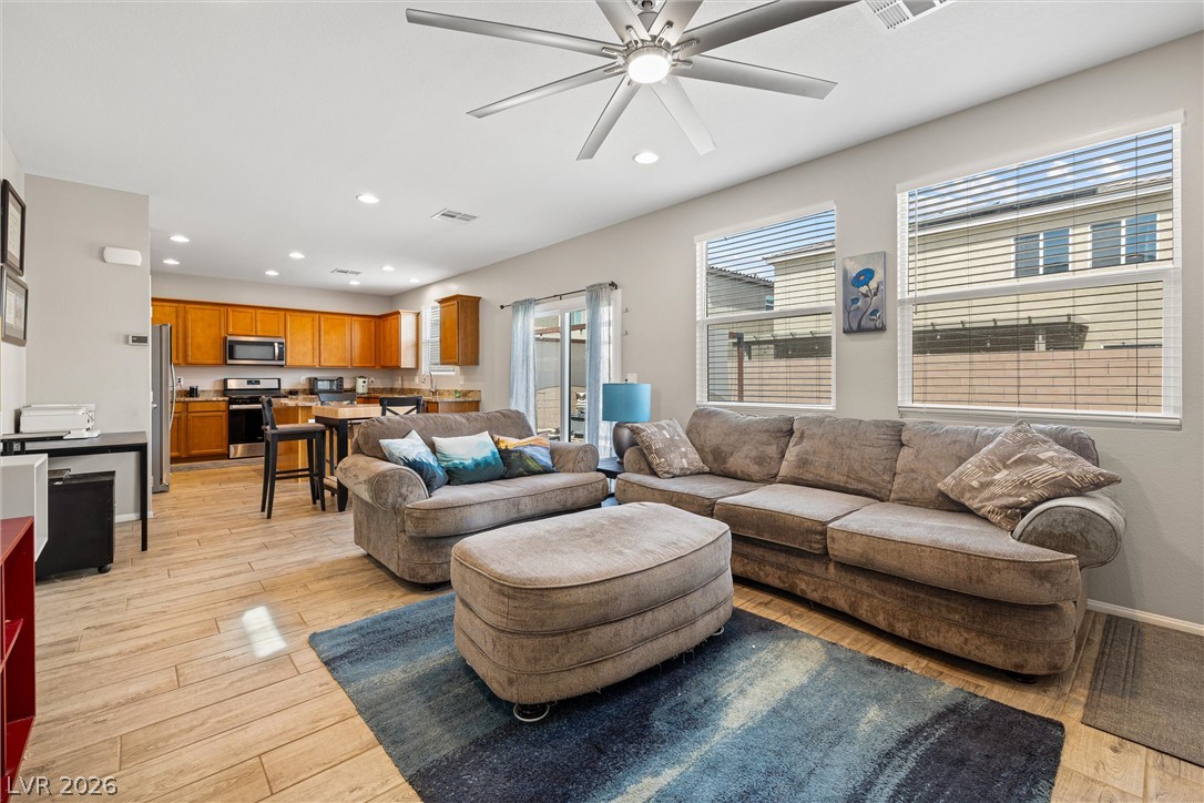 2106 Mystic Wave Road Property Photo 10