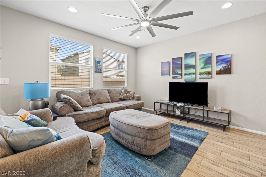 2106 Mystic Wave Road Property Photo 12