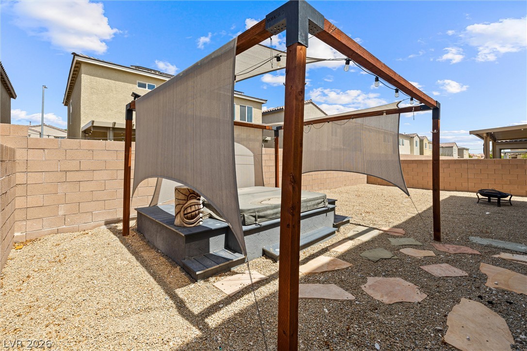 2106 Mystic Wave Road Property Photo 32