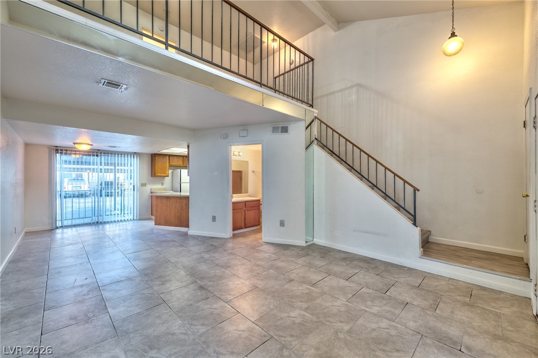 587 Sellers Place Property Photo 3
