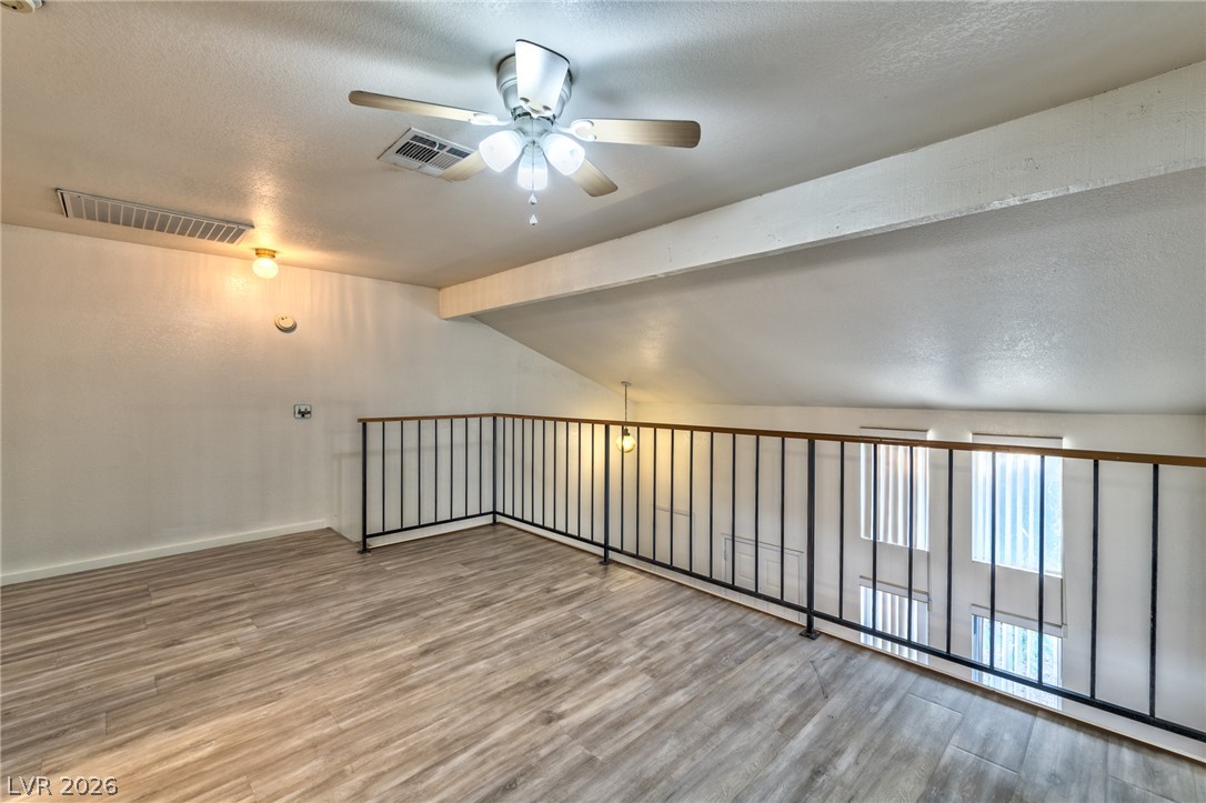 587 Sellers Place Property Photo 13