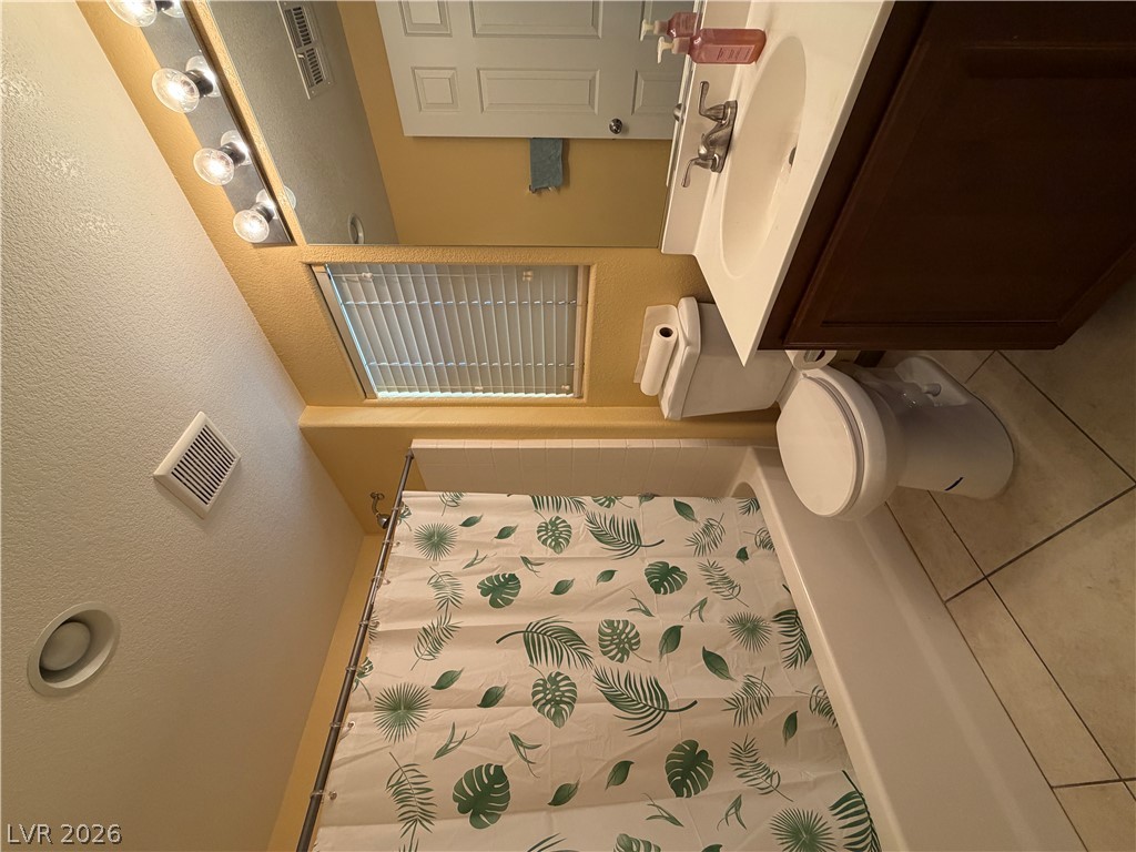 10811 Ackers Drive Property Photo 5