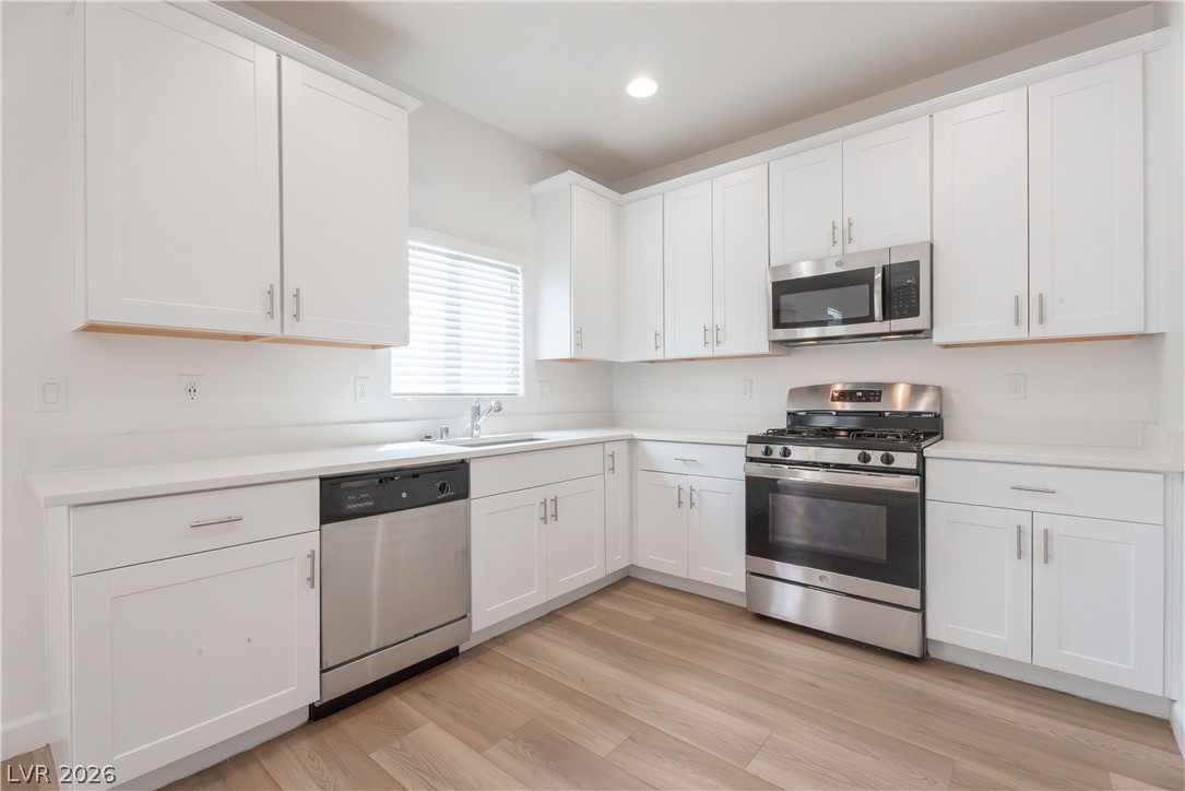 5474 Enchanted Rose Street Property Photo 7