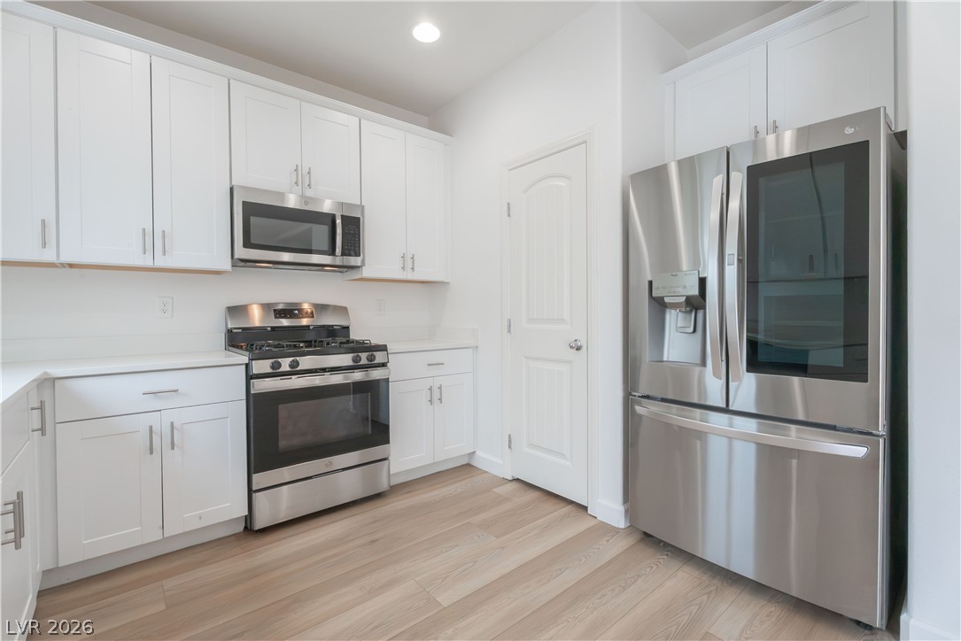 5474 Enchanted Rose Street Property Photo 8