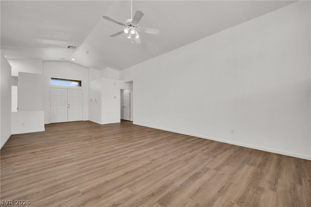 1112 Gary Carmena Avenue Property Photo 13
