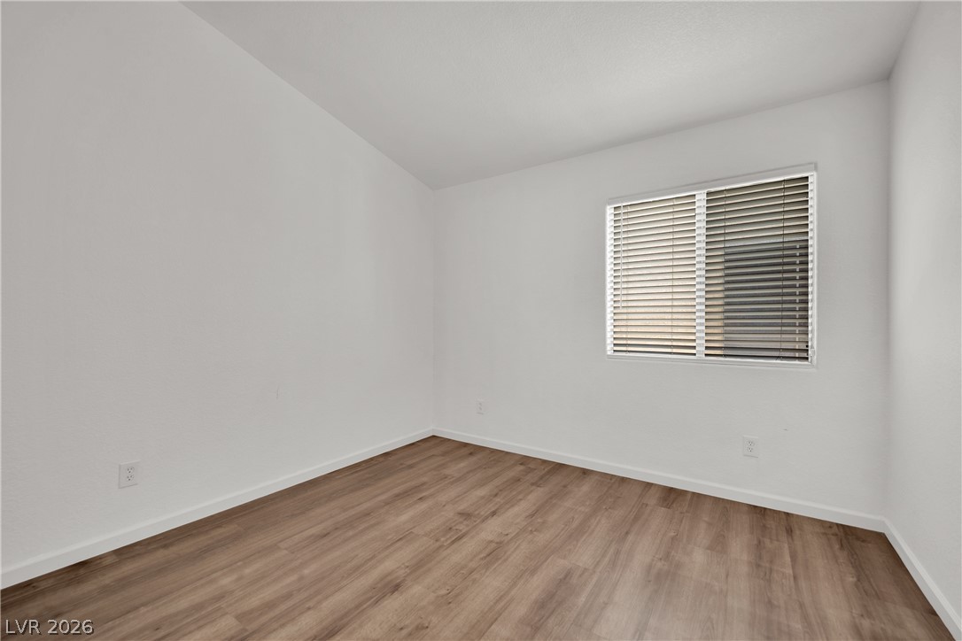 1112 Gary Carmena Avenue Property Photo 14