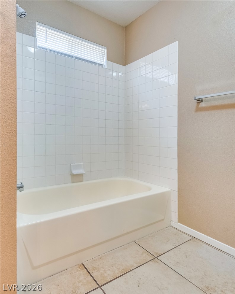 8452 Boseck Drive 130 Property Photo 10