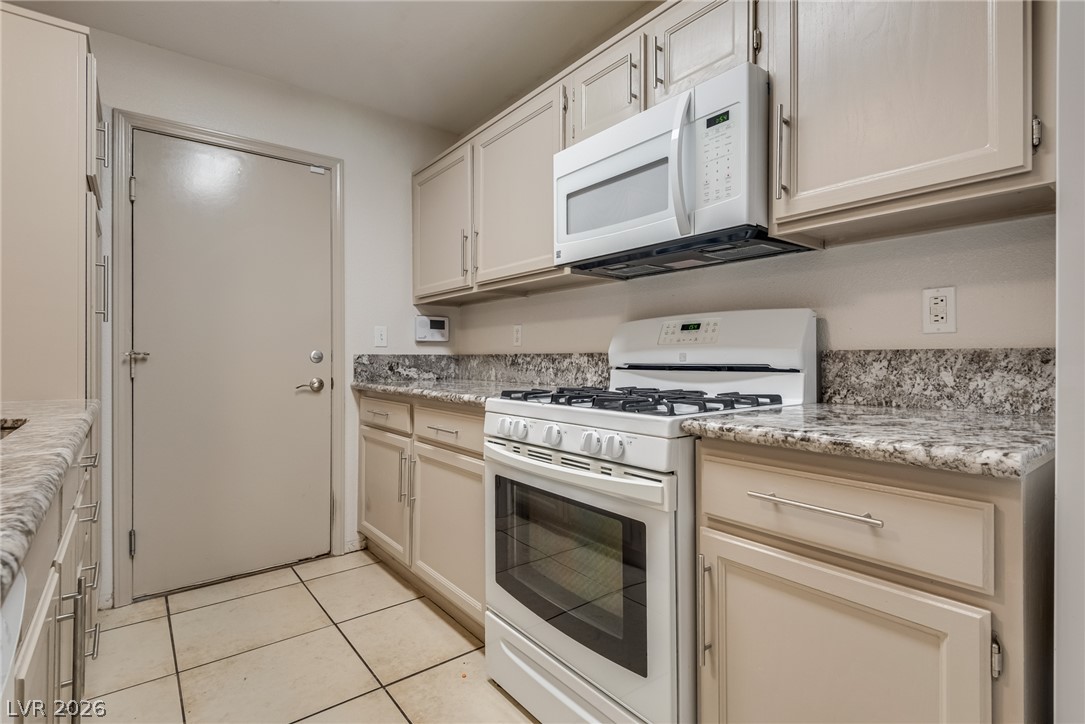 8452 Boseck Drive 130 Property Photo 20
