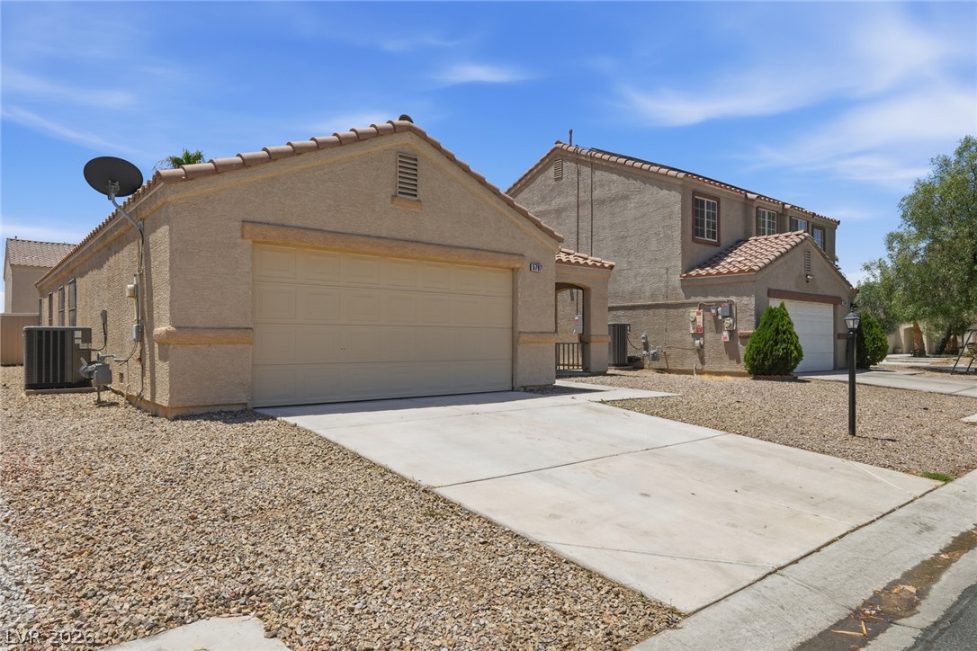 5797 Dana Rogers Drive Property Photo 3