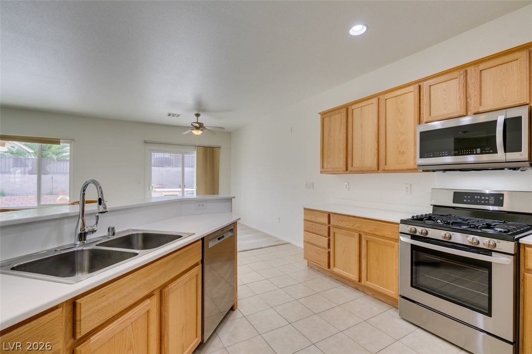 2174 Savannah River Street Property Photo 11