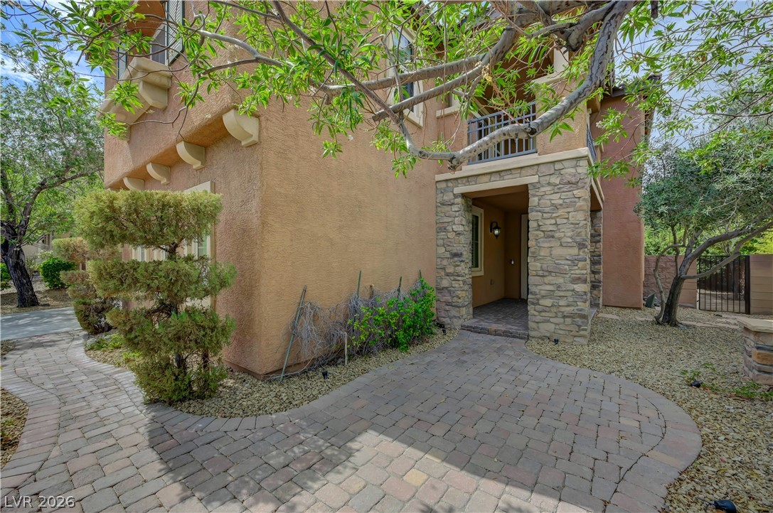 1289 Vietti Street Property Photo 6