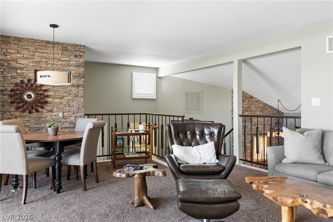 544 Greenbriar Place Property Photo 18