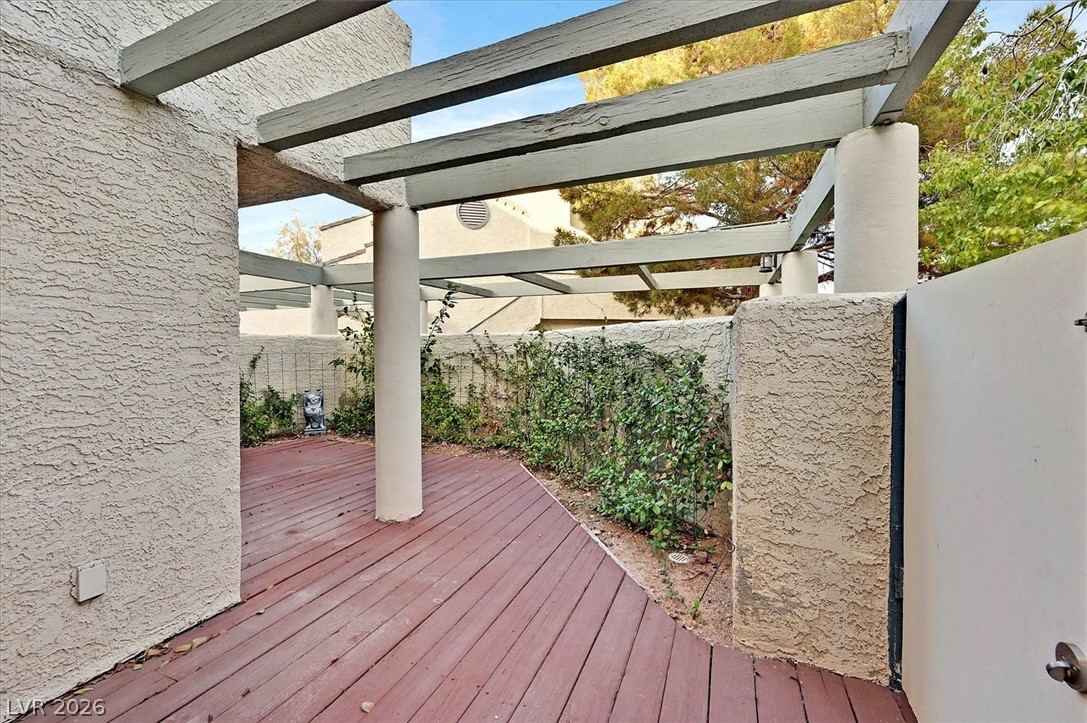 2701 Ferrin Road Property Photo 25