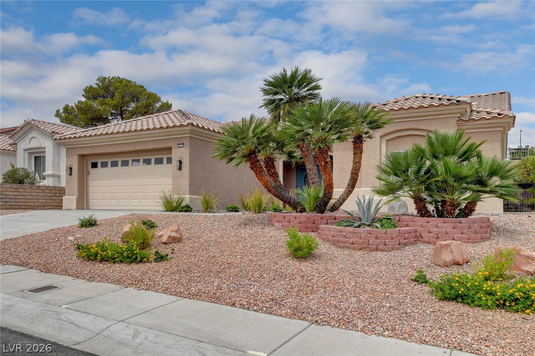 2621 Hanging Rock Drive Property Photo 4